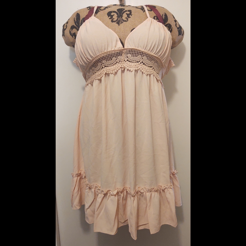 Ruffle Hem Lace Insert Backless Halter Dress